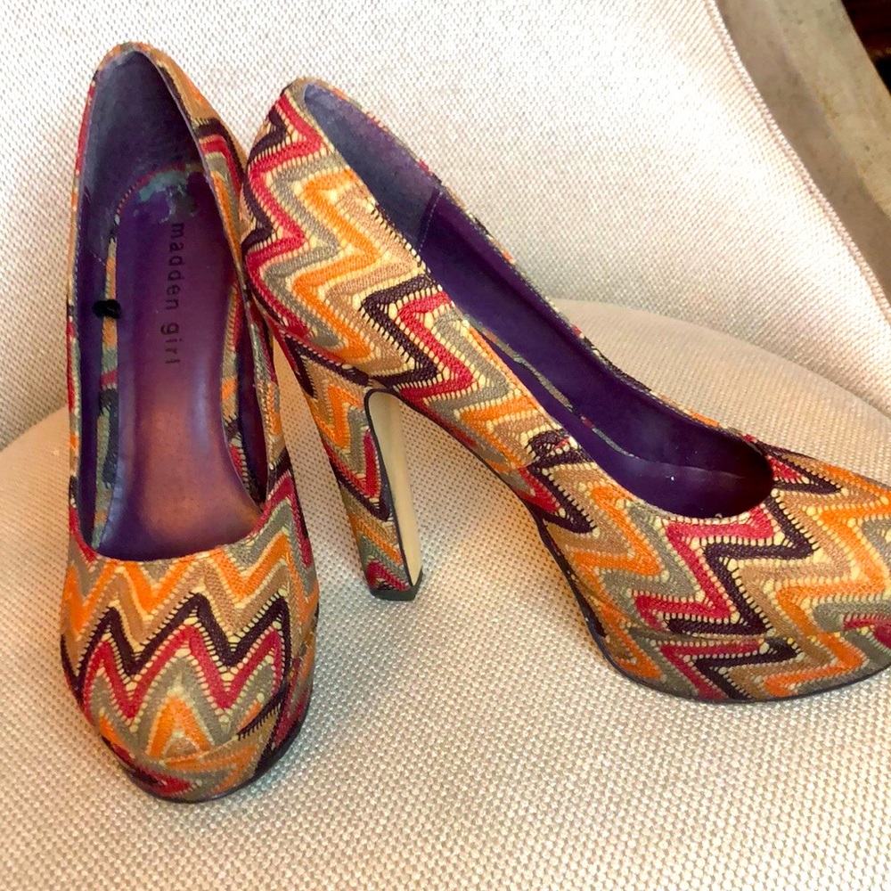 Boho Vintage Style Madden Girl Brown Multi color Platform Heels 8m